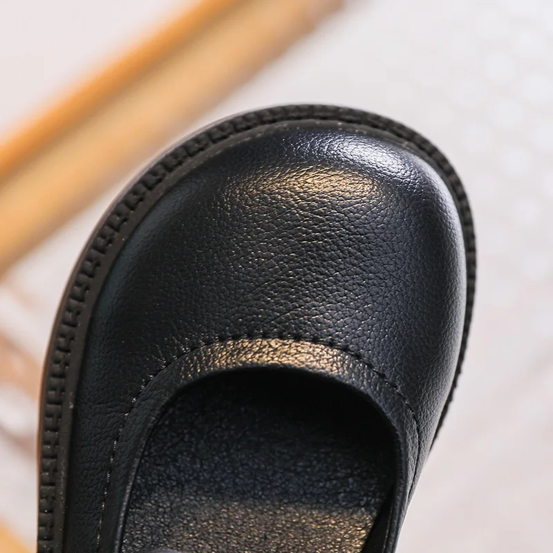 أحذية أطفال مسطحة من الجلد الطبيعي للفتيات باللون الأسود ماري جين أحذية رياضية للأطفال أحذية الحفلات أحذية ربطة عنق للطلاب بعمر 6 سنوات