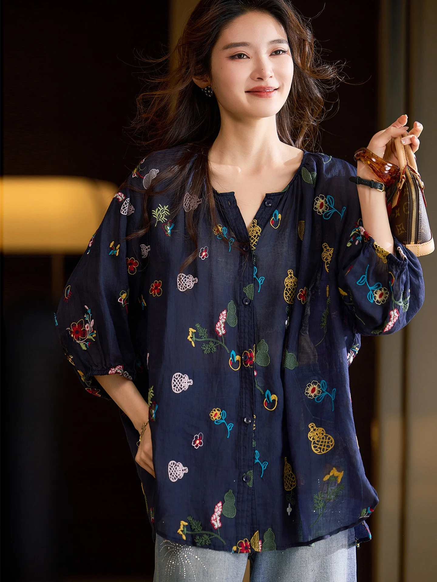 

Повседневная льняная рубашка с круглым вырезом и вышивкой, женская, больших размеров, весенняя новинка, уличный стиль, дышащая, комфортная, приятная к телу