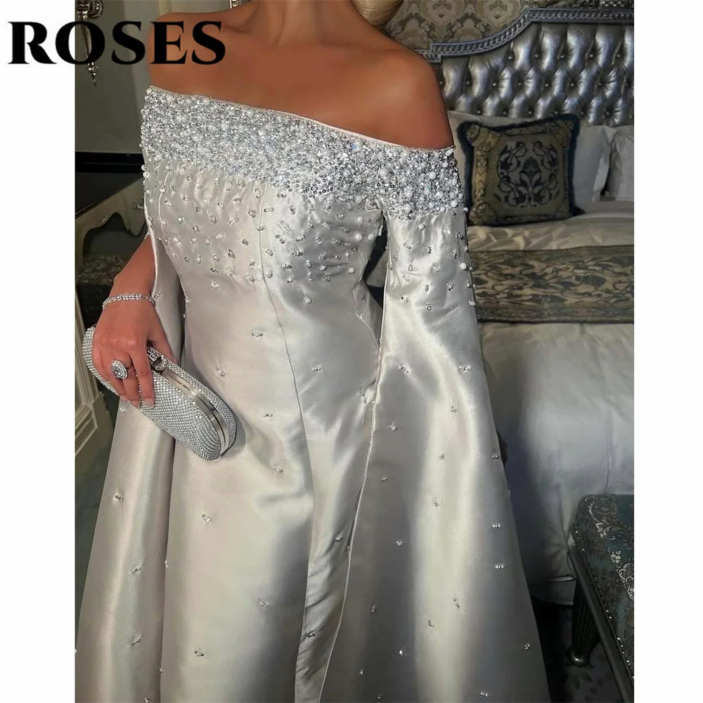 الورود الفضة فستان الحفلات بريق المحدبة ألف خط فستان سهرة مع الطيات الساتان قبالة الكتف الطية فستان المشاهير مخصص