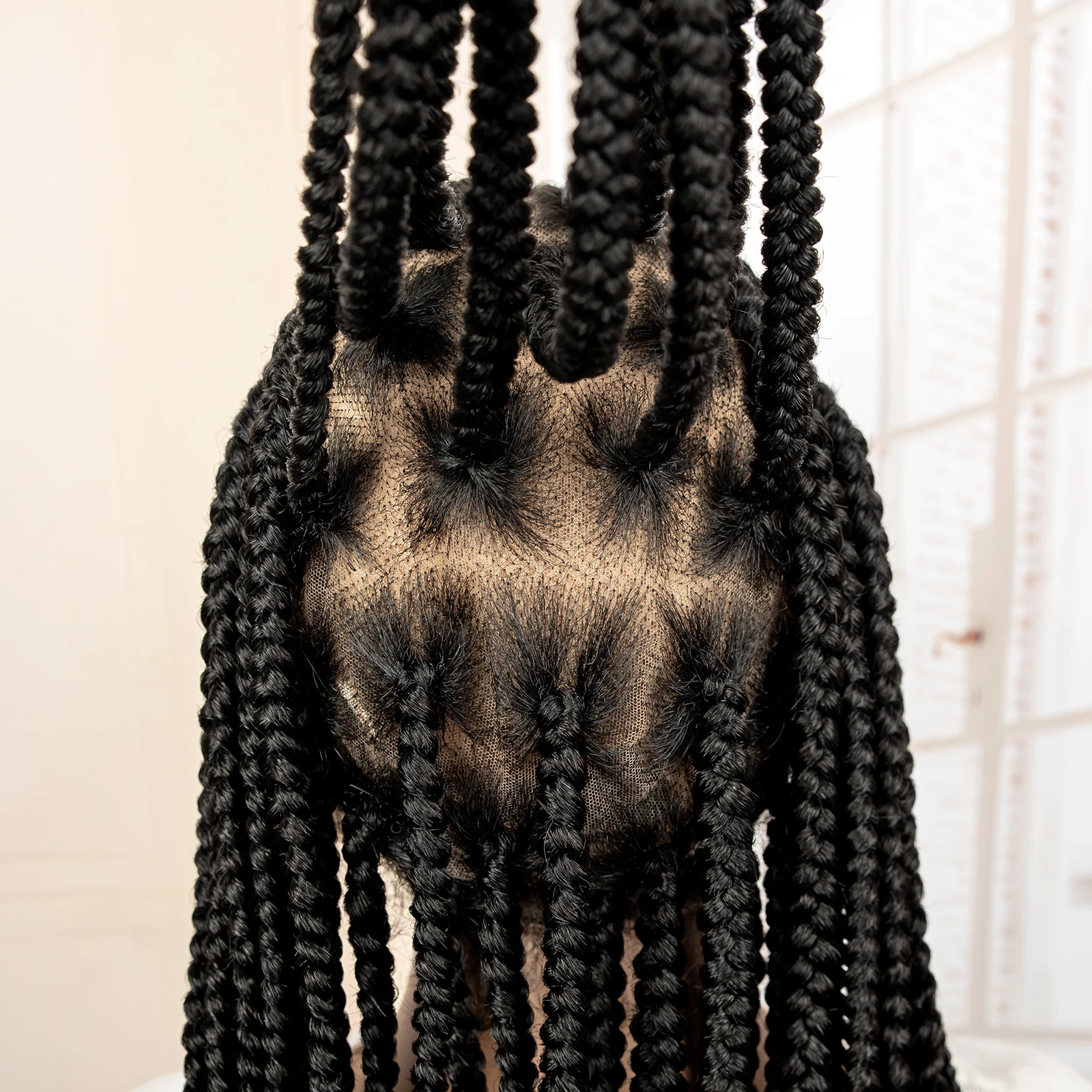 34 นิ้วสังเคราะห์วิกผมลูกไม้ด้านหน้าด้านหน้า Cornrow Braided Wigs สําหรับผู้หญิงสีดํา Knotless กล่องถักวิกผมลูกไม้ Faux Locs Braids วิกผม