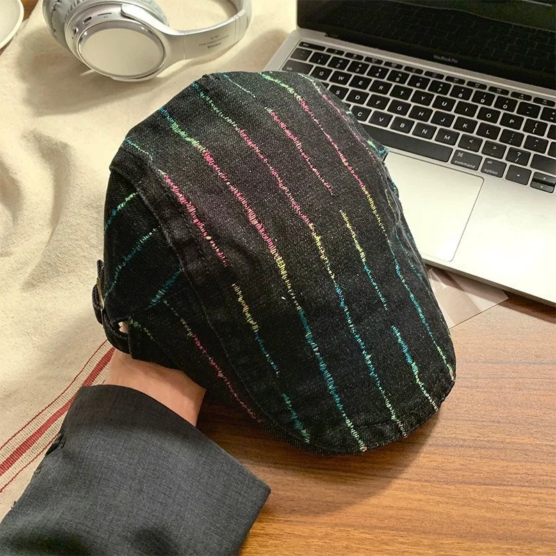 Women’s Fashionable Retro Checked Cap: Spring/Autumn Embroidered Denim Beret, Plain Artist’s Cap
