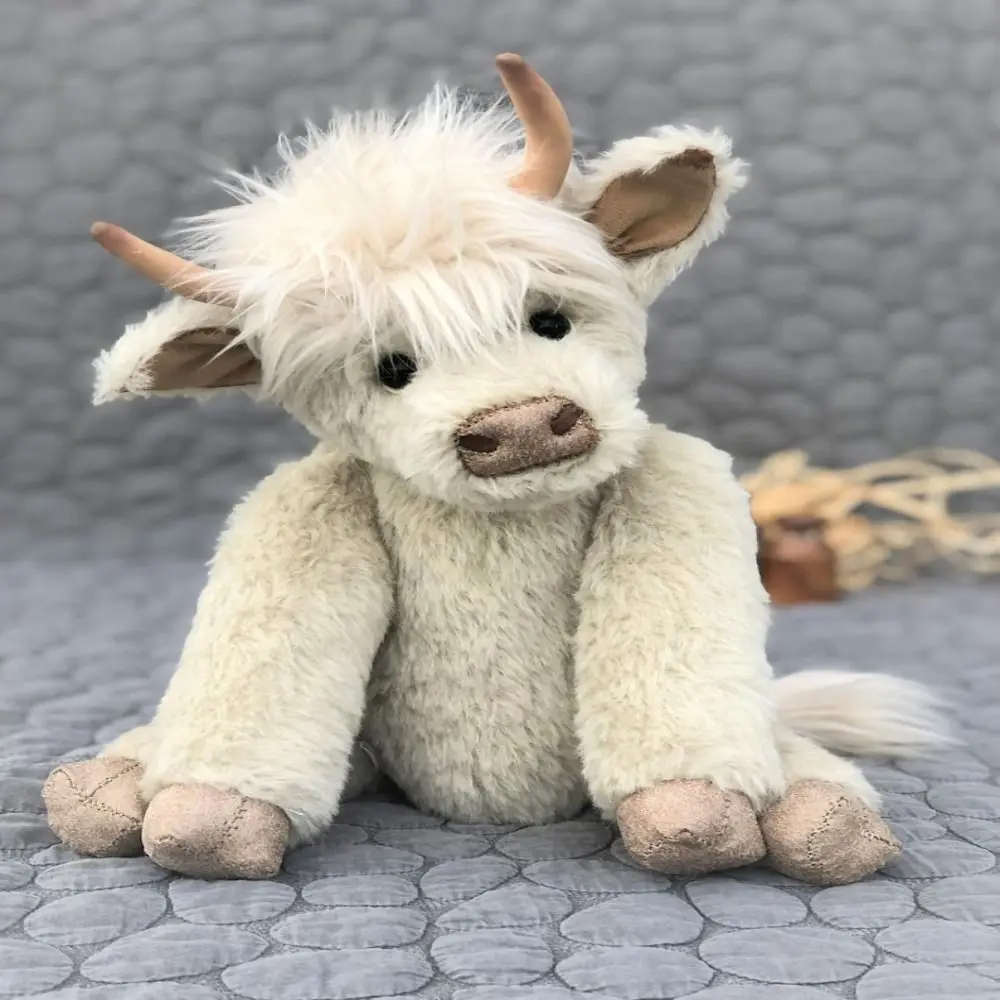 Kawaii Plush Simulation Highland Cow Stuffed Animal Plushie Cattle Figure Toys Longhair Bull Doll Scottish Plush Toy Ornament