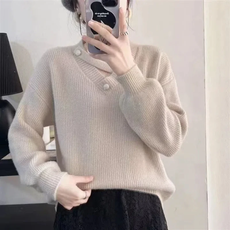 Korean Autumn/Winter New SweatersWomen\'s V-Neck Solid Button Simplicity Versatile Loose Long Sleeve Pullovers Knitted Tops