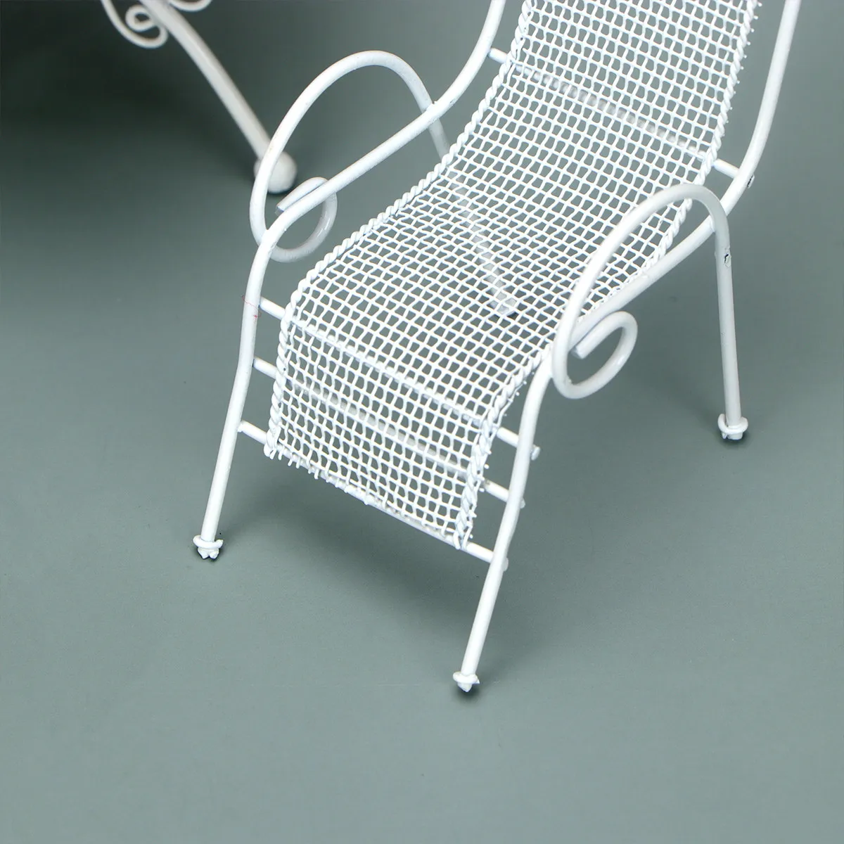 

1Set Miniature Tables Chairs 1 12 Scale White Modern Outdoor Garden Scene Metal Leisure Table Chair Minihouse Furniture Decor