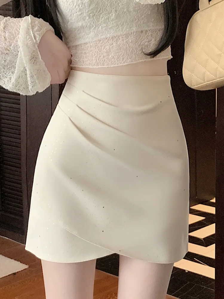 Irregular Wrinkled Shiny Suit Half Skirt 2025 Spring/Summer New High Waist Slimming A-line Hip Hugging Skirt Office Women's Wear