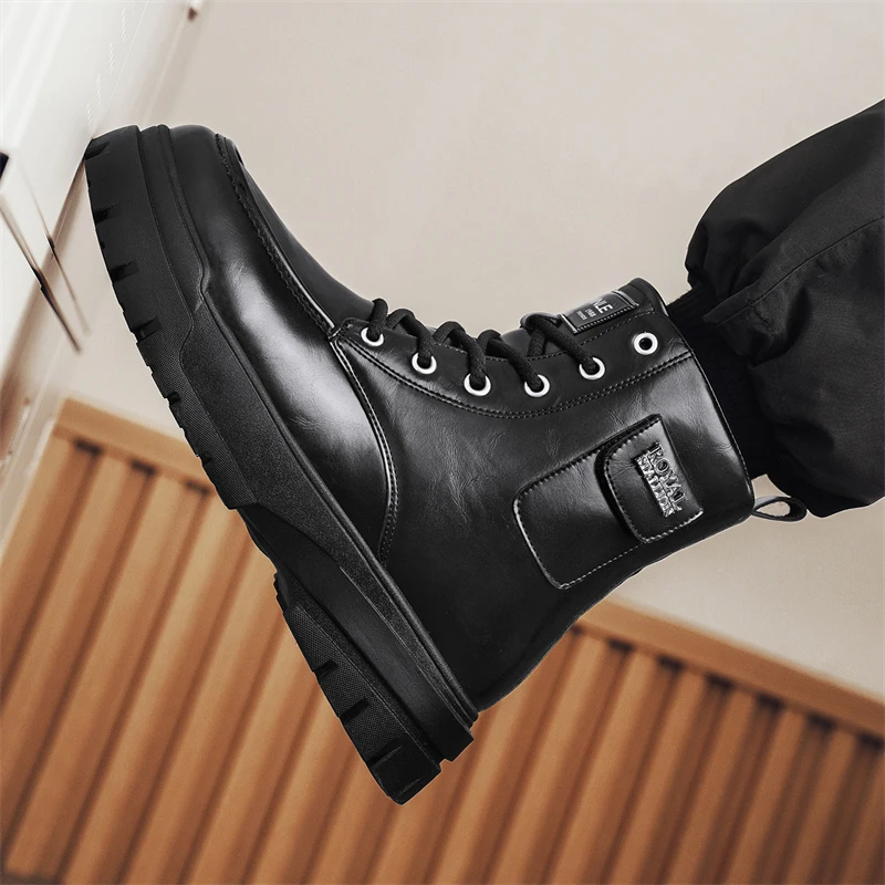 

Новинка 2025 года, повседневная трендовая модная уличная мужская обувь, высокая рабочая одежда, мотоциклетная универсальная повседневная обувь в британском стиле на толстой подошве