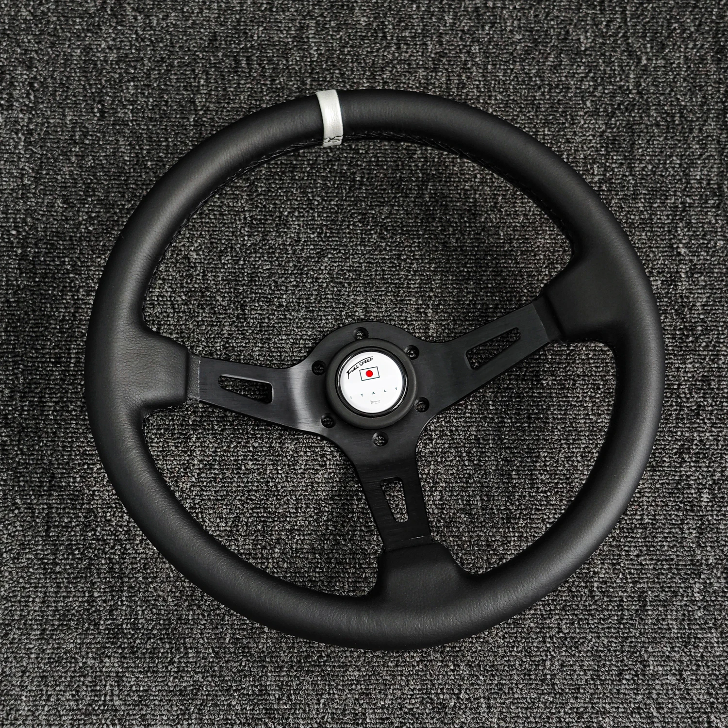 JDM 드리프트 340mm 가죽 스티어링 휠 딥 디쉬 시뮬레이션 레이싱 스포츠 스티어링 휠