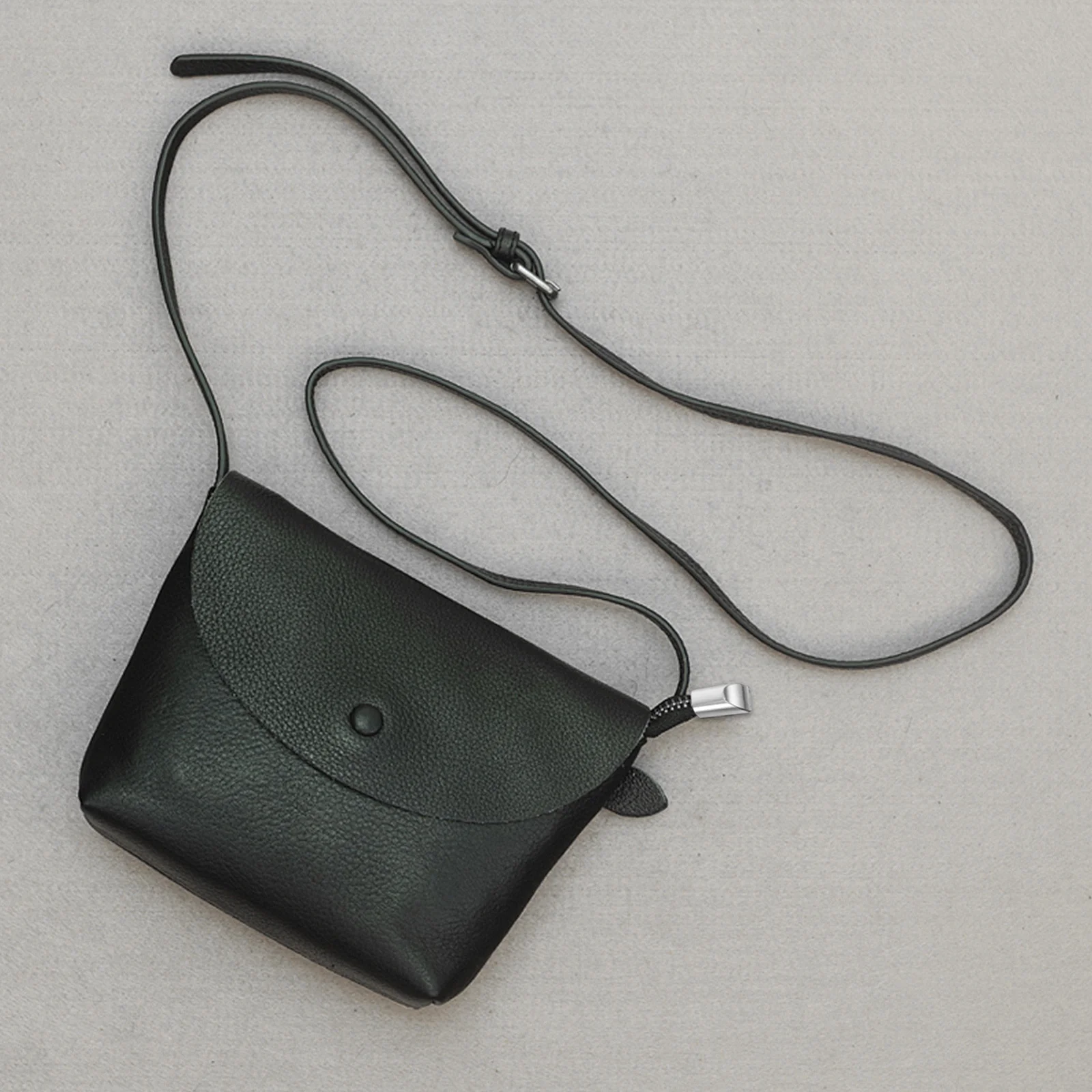 

50Pcs Zippers Tail Clip Metal Bag Zipper End Clip Strong Decorative Cord Stopper for Handbag Shoulder Bag DIY Use