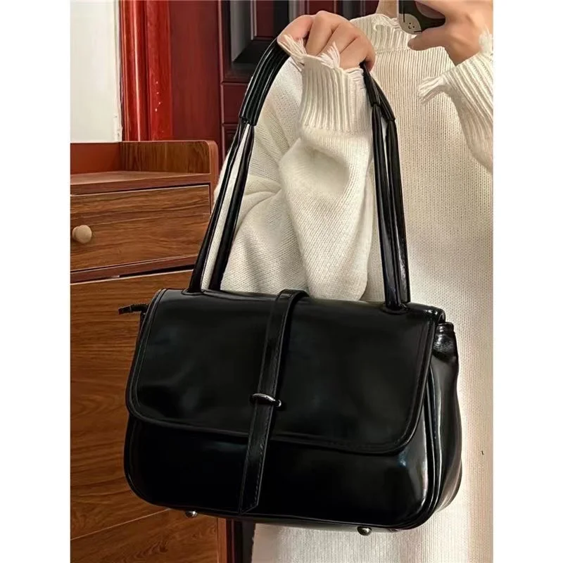 

Large Capaci Commuter Women's Tote Bag Underarm Crossbody Class Bag Faionable PU Leather Single oulder Satchel