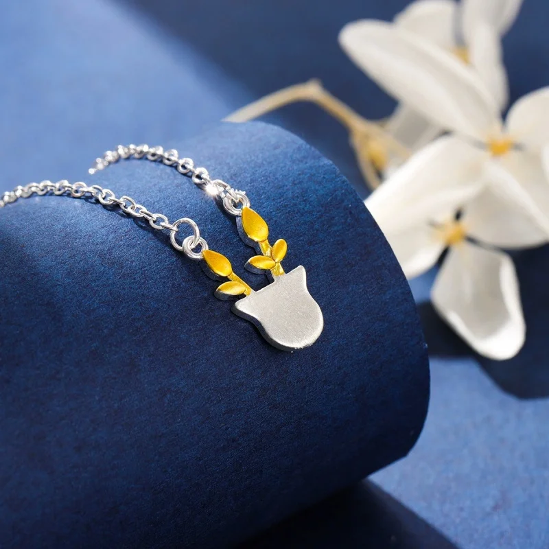 Uini Tail 뜨거운 판매 새로운 925 스털링 실버 유행 금 잔디 화분에 심은 창조적 인 목걸이 달콤하고 유행 고품질