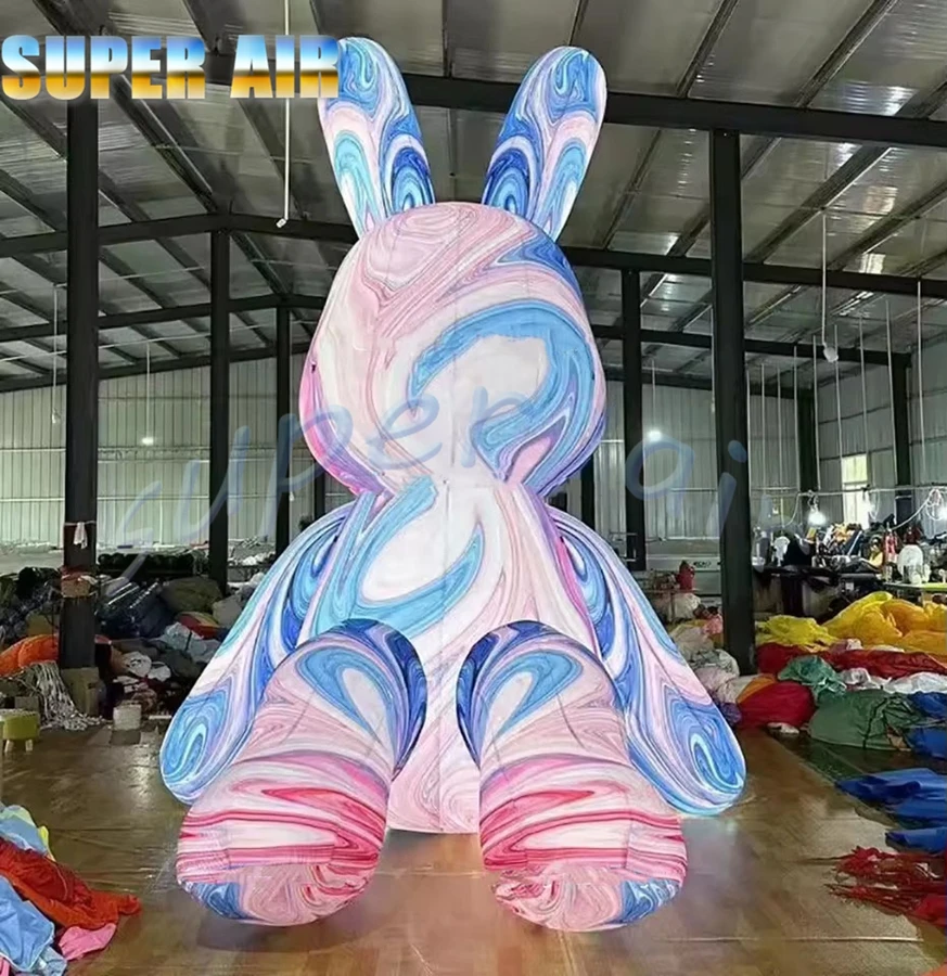 美しいモデルデザインのカラフルなウサギのインフレータブル、パーティーの装飾用の漫画風インフレータブルモデル