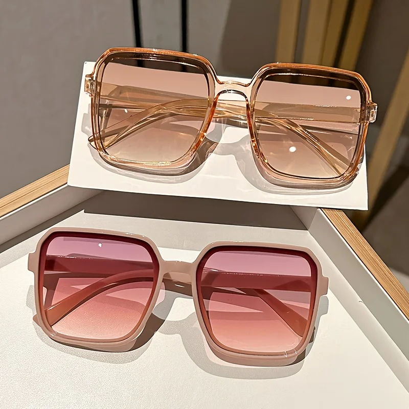 女性用特大ファッショナブルなファッションサングラス、日常使用や屋外旅行用の正方形のプラスチック装飾メガネ付き