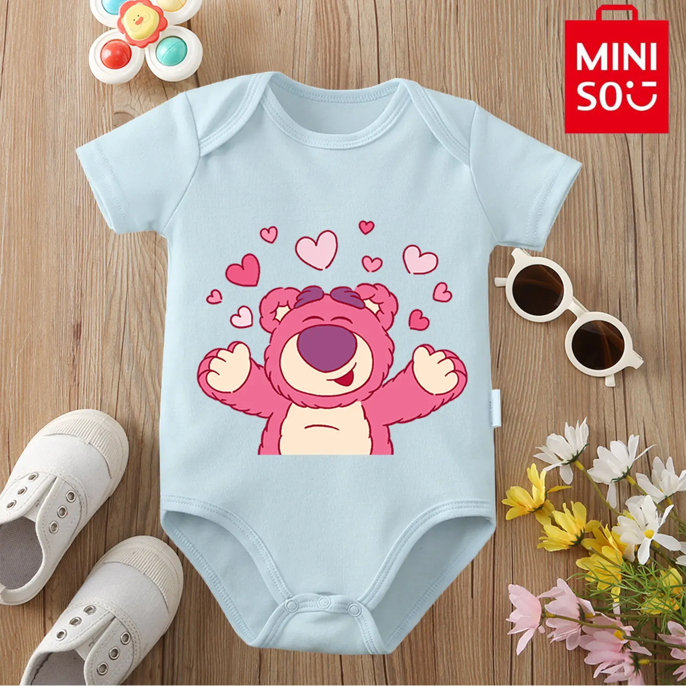 

MINISO Cute Lotso Bear Print 100% Cotton Bodysuit Soft Baby Cloths Best Gift for Baby Onesie Jumpsuit for 0 To 12 Months Newborn