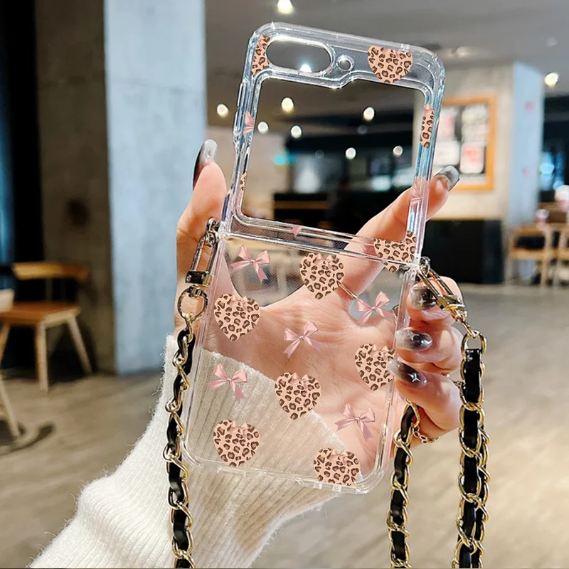 ليوبارد طباعة قلوب القوس الحبل قضية الهاتف لسامسونج غالاكسي Z فليب 7 6 5 4 3 5 جرام Flip7 FE Flip6 Crossbody حبل واضح غطاء من البولي يوريثان
