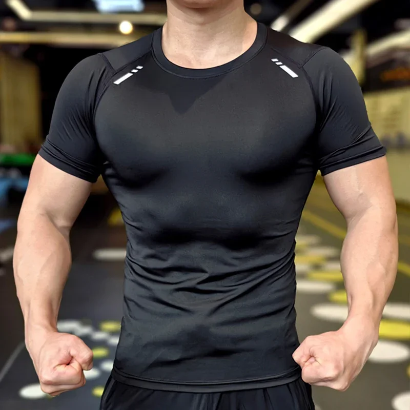 Men Fitness Sport T-shirt Bodybuilding Training Clothing Gym Running Short Sleeve Tee Tshirts Muscle Fit Top Quick Dry Rashguard