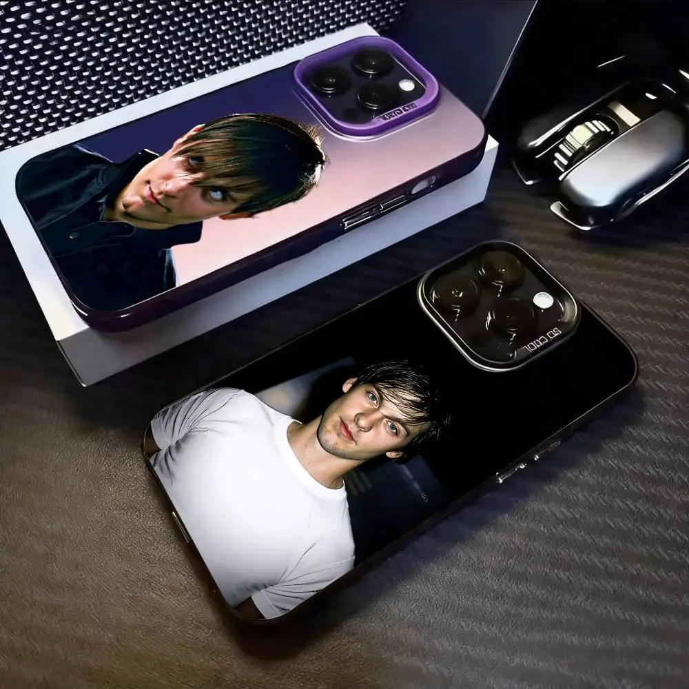 

Tobey Glossy Luxury Printed Phone Case For iPhone 11/12/13/14/15/16/17 Plus, Pro, Pro Max & Air