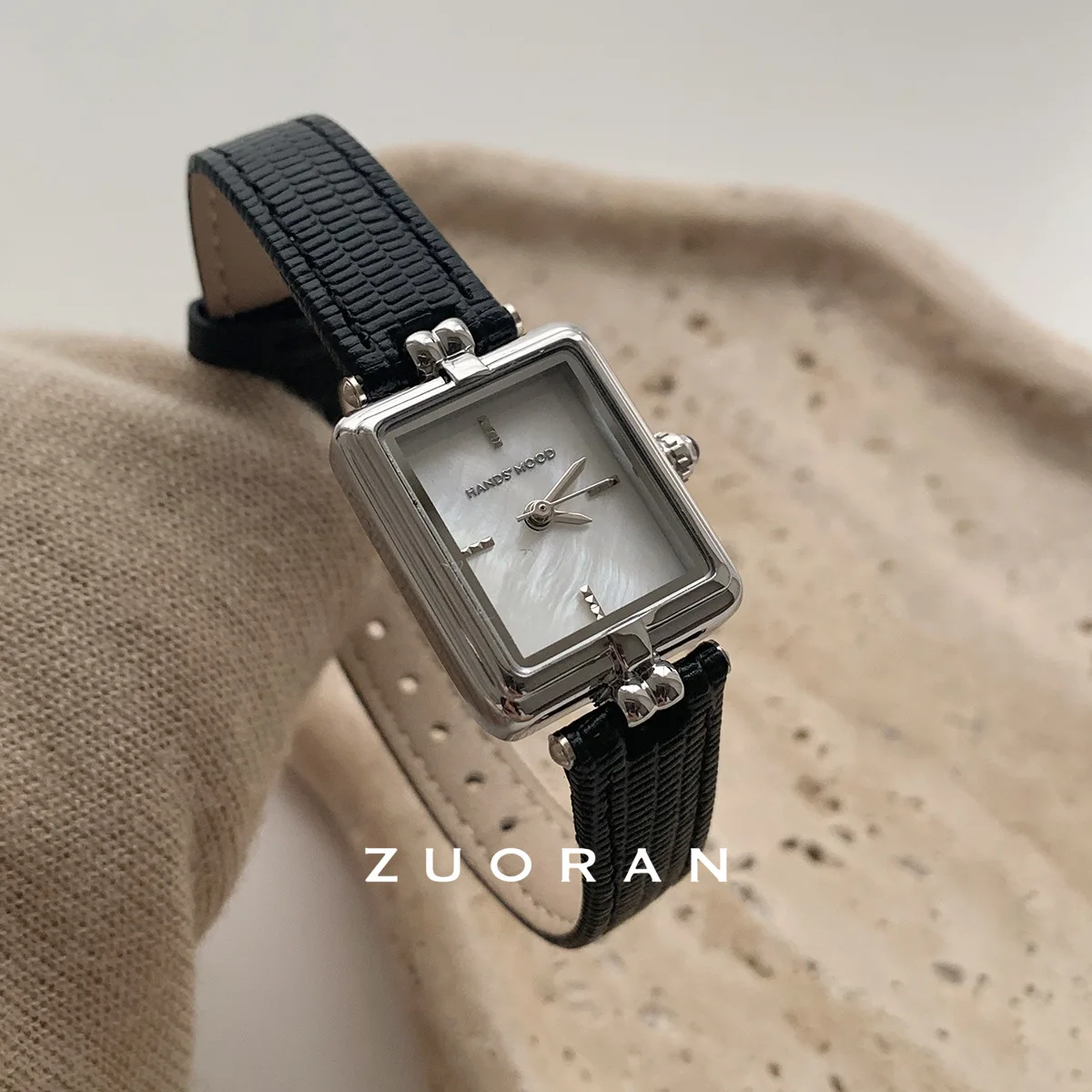 New square, exquisite, simpleelegantand versatile women's quartz watch; fashionable quartz wristwatch; birthday gift for women.