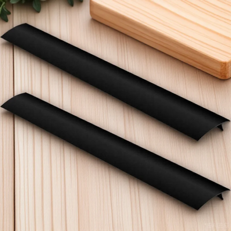 

2Pcs Stove Guard Silicone Gaps Filler Heat Resistant Non-Tacky Cover for Kitchen Oven Side Protector Smooth Finish