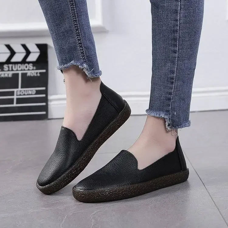 Autumn Flats Women Shoes Loafers Genuine Leather Women Flats Slip On Women\'s Loafers Female Moccasins Shoes Plus Size