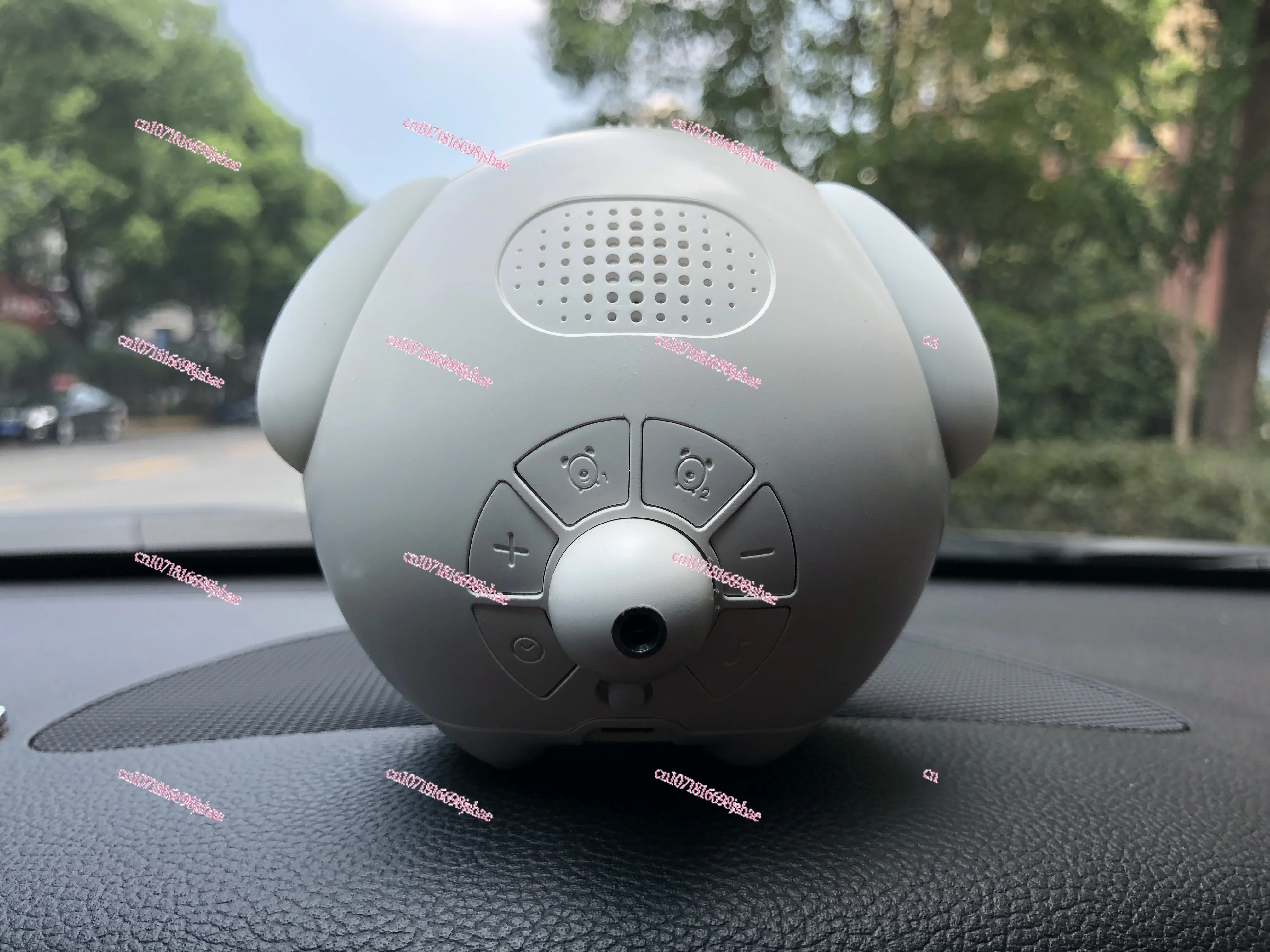 Car Intelligent Voice Robot Expression Decoration Connecting Car Audio Voice Control Listening and Music Navigation Phone Call