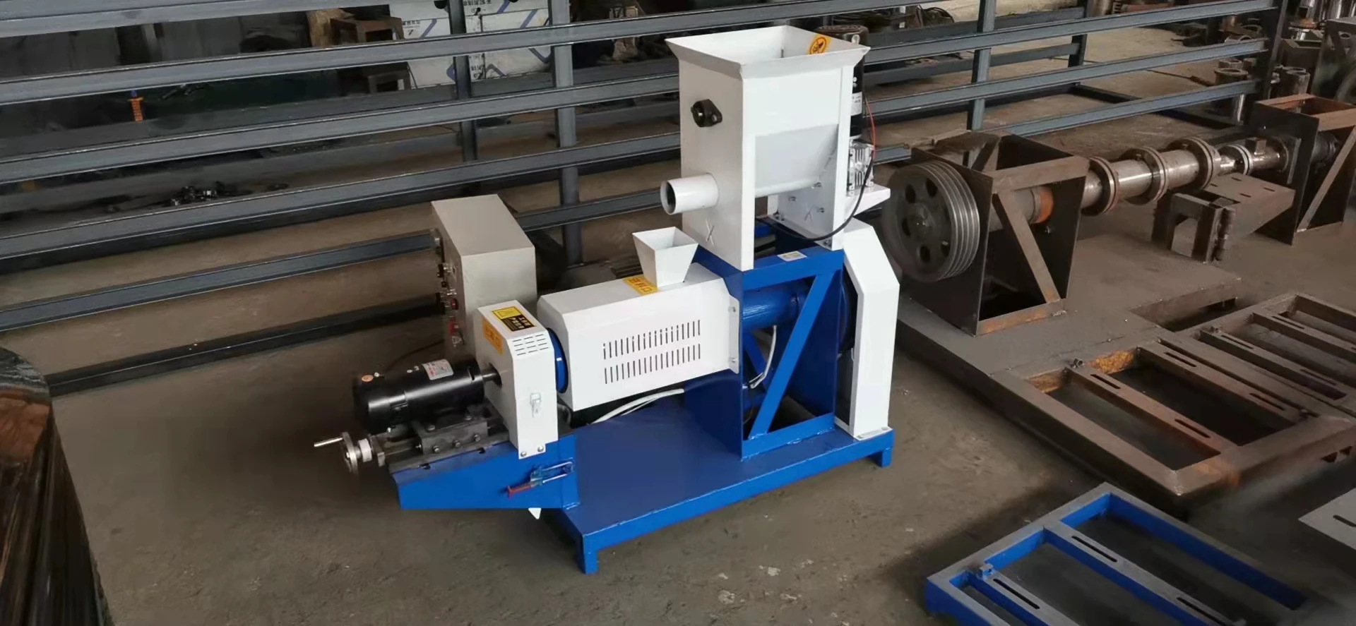 Dry Wet Pet Food Pellet Processing Making Extruder Machine Dog Fish Cat Chicken Animal Food Pellet Making Machine