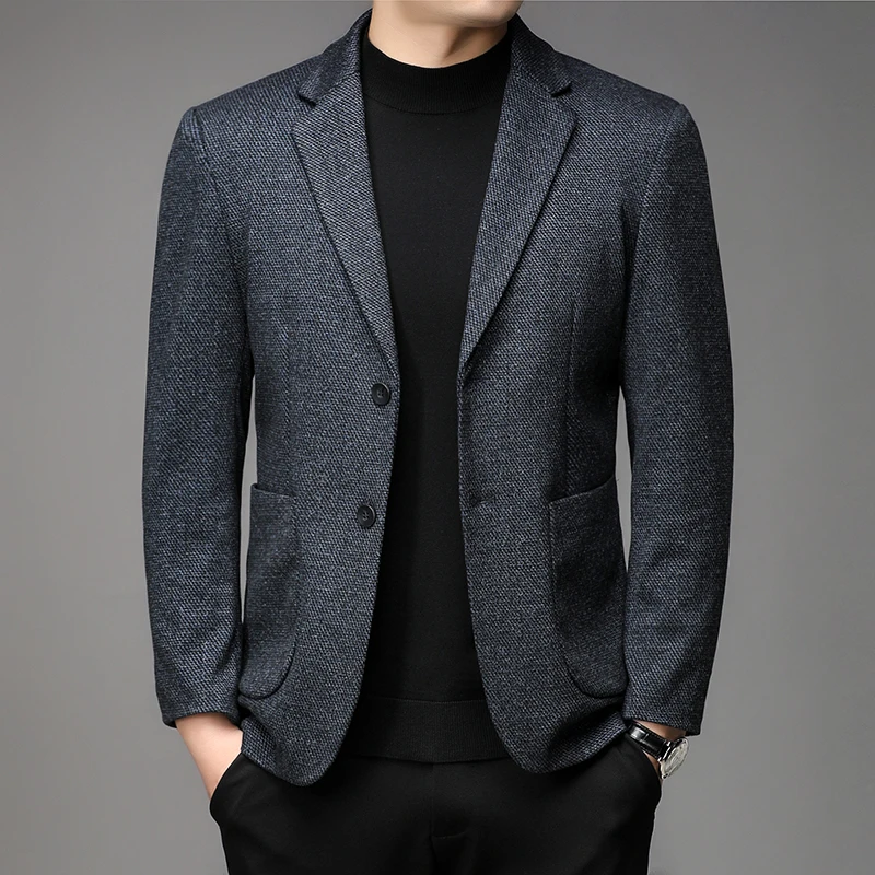 

A stylish and versatile young and middle-aged man's mulberry silk business casual fashion single piece in autumn
