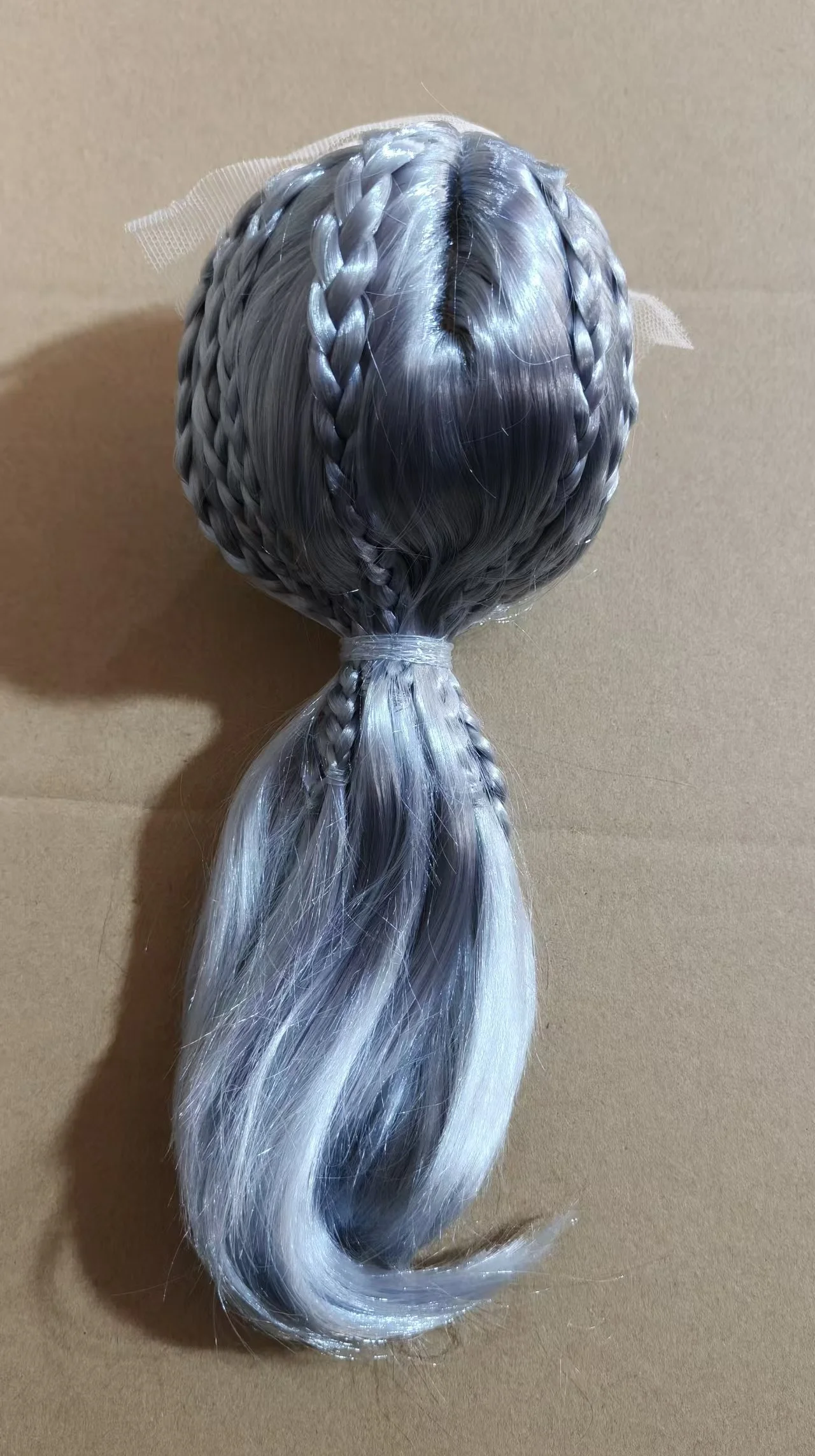 

BJD/SD 1/3 1/4 Soft Milk Silk Blythe Doll Wigs Braided Tailed Hand Hooked Single Ponytail Girls Elegant BJD Doll Accessories