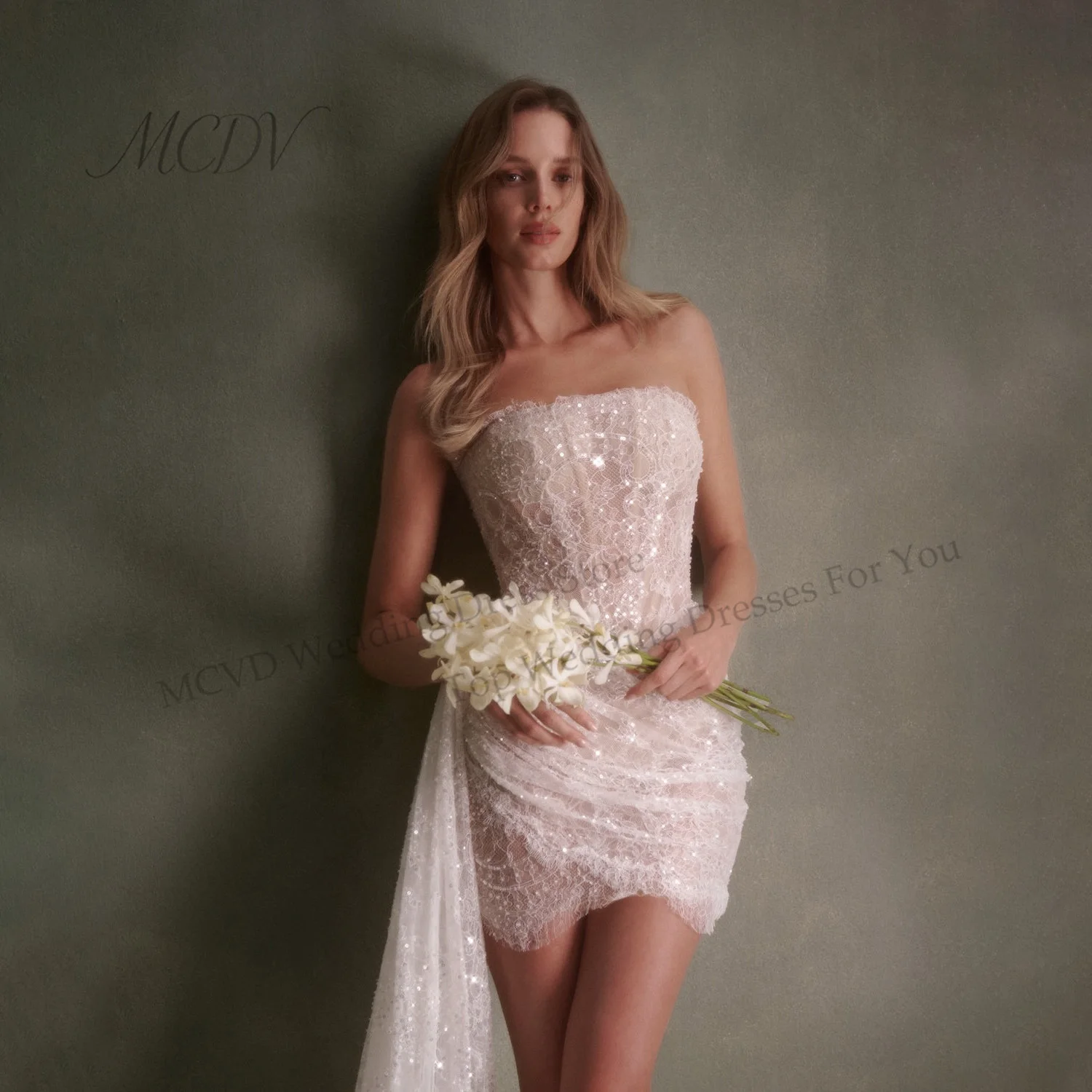 Glitter Ivory Mini Wedding Dresses Lace Sleeveless Pleats Bridal Gowns Sequined Coacktail Wedding Party Gowns Customized