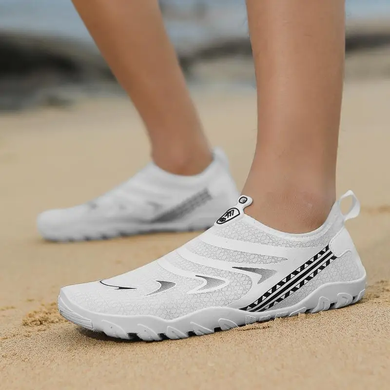

Couple Aqua Shoes Rubber Beach Shoes Non-Slip Swim Shoes For Women'S & Men’S