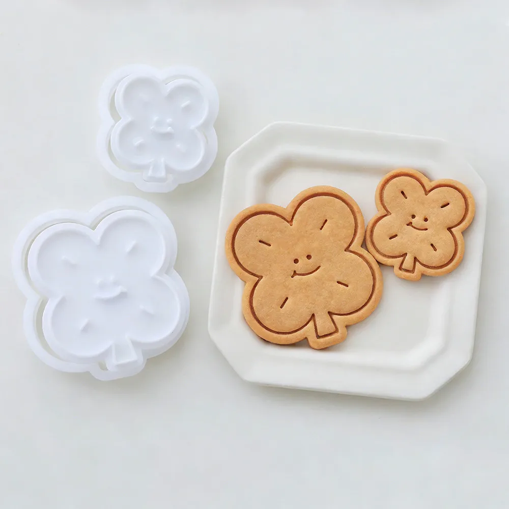 Lucky Four-Leaf Clover Cookie Cutters Biscuit Mold Stamp Kitchen Baking Pastry Bakeware Dessert Baking Supplies