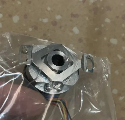 IRT380-2000-519   encoder   ,   In good working condition, free shipping   a