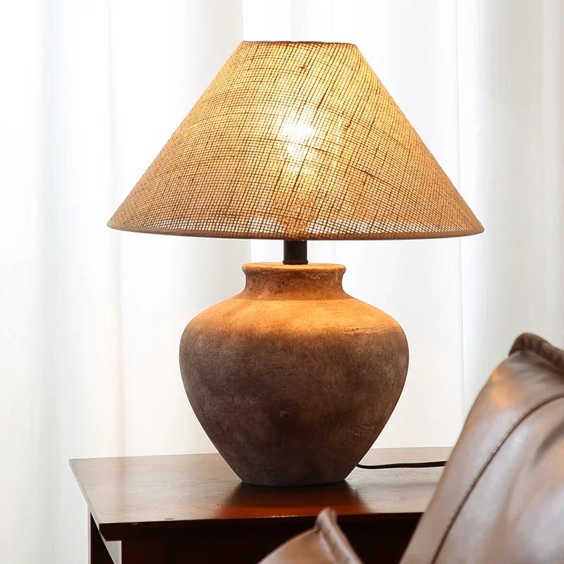 

Винтажный керамический горшок, художественное украшение, настольная лампа, дизайнерская гостиная, спальня, кровать и отель для завтрака и простая керамическая настольная лампа