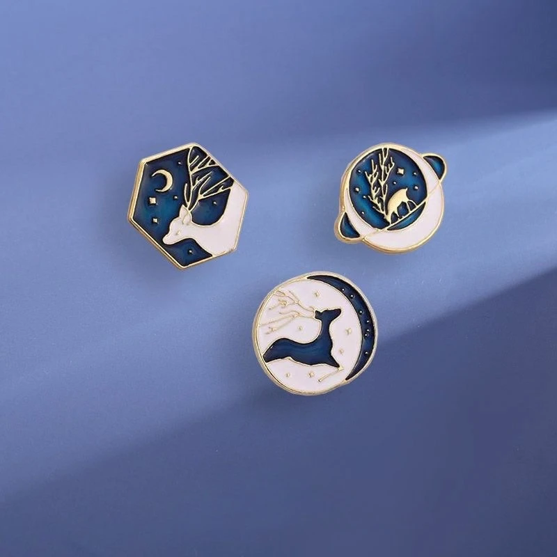 New Style Creative Starry Deer lover Brooch Retro Alloy Badge Pins Daily Commute DIY Clothing Bags Hat Scarf T-shirt Accessory