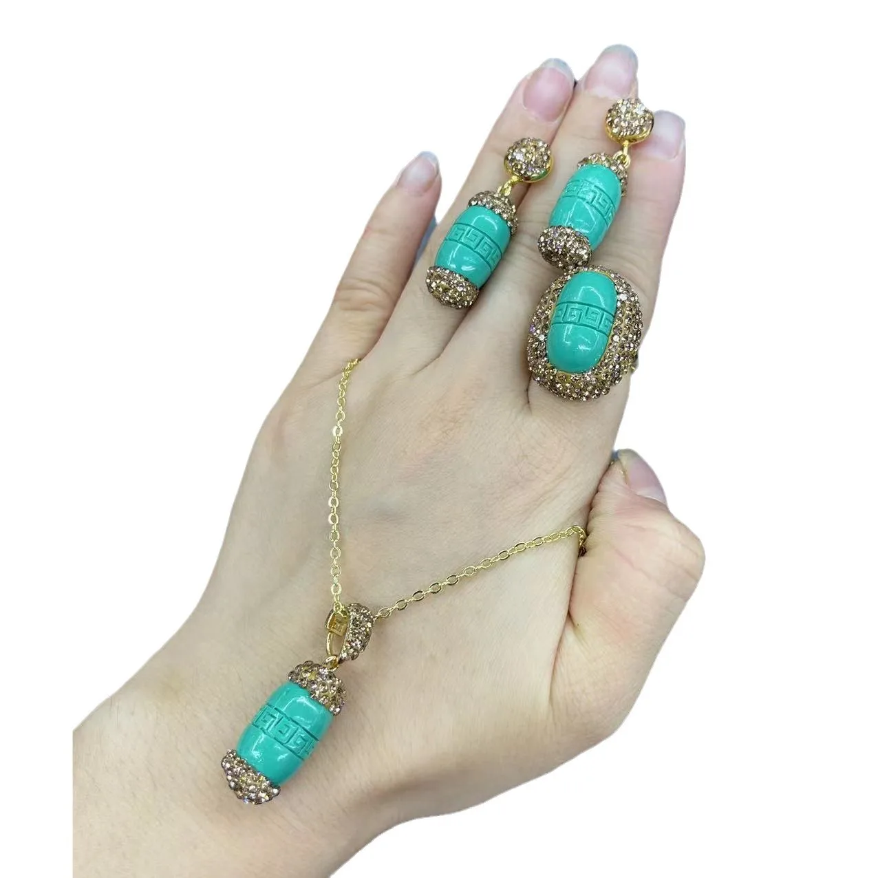 Ore new high imitation turquoise rotary safety buckle three-piece set new Chinese niche jewelry design jewelry national style