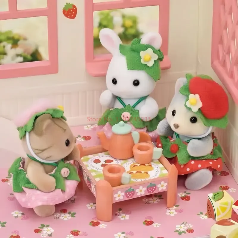 Sylvanian Families Pretend Play Very Strawberry Babies Set Anime Character Room Decoration Doll Children\'S Toy Birthday Gift