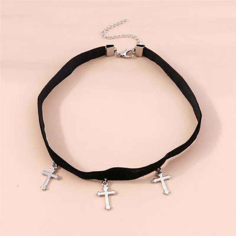 Aihua Gothic Lolita Punk Cross Choker Necklace Black Velvet Steampunk Tattoo Necklaces Torques Jewellery Clavicle Colar Bijoux