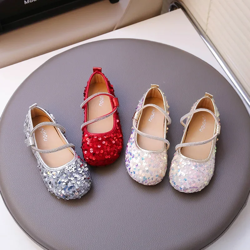 

Girls Sandals New Pattern Sequin Decoration Fashion Cute Flat Bottom Non Slip Comfortable Lightweight Hook Girls Sandals