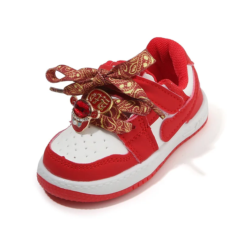 

New Spring Autumn Kids Fashion Sneakers Lightweight Sports Shoes Red Character Festive Walking Shoes for Boys & Girls