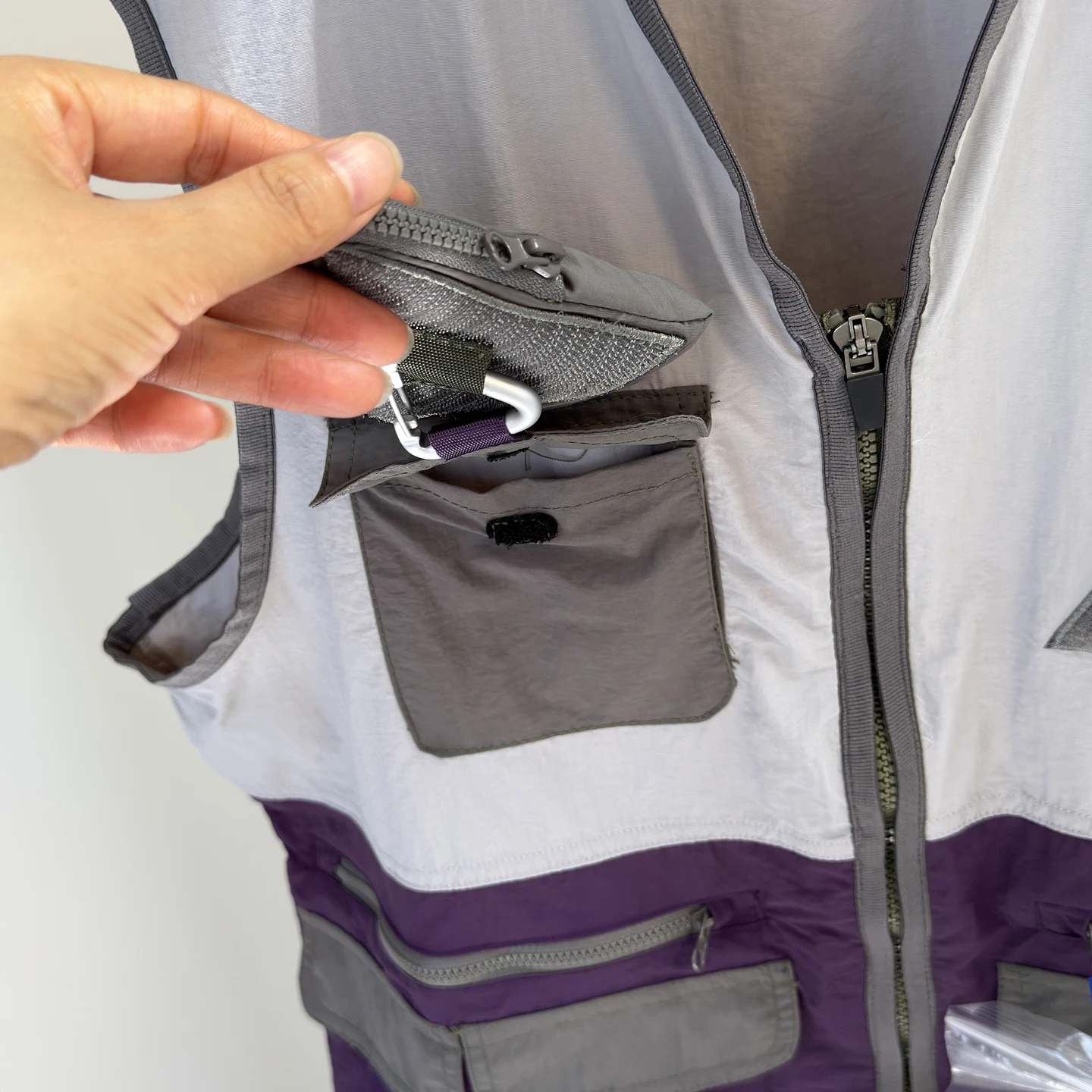 

Outdoor Mountain Series Men's New Autumn Workwear Vest Multi-ket Functional Sle Layered Wearable V-Ne Zipper Pure Color