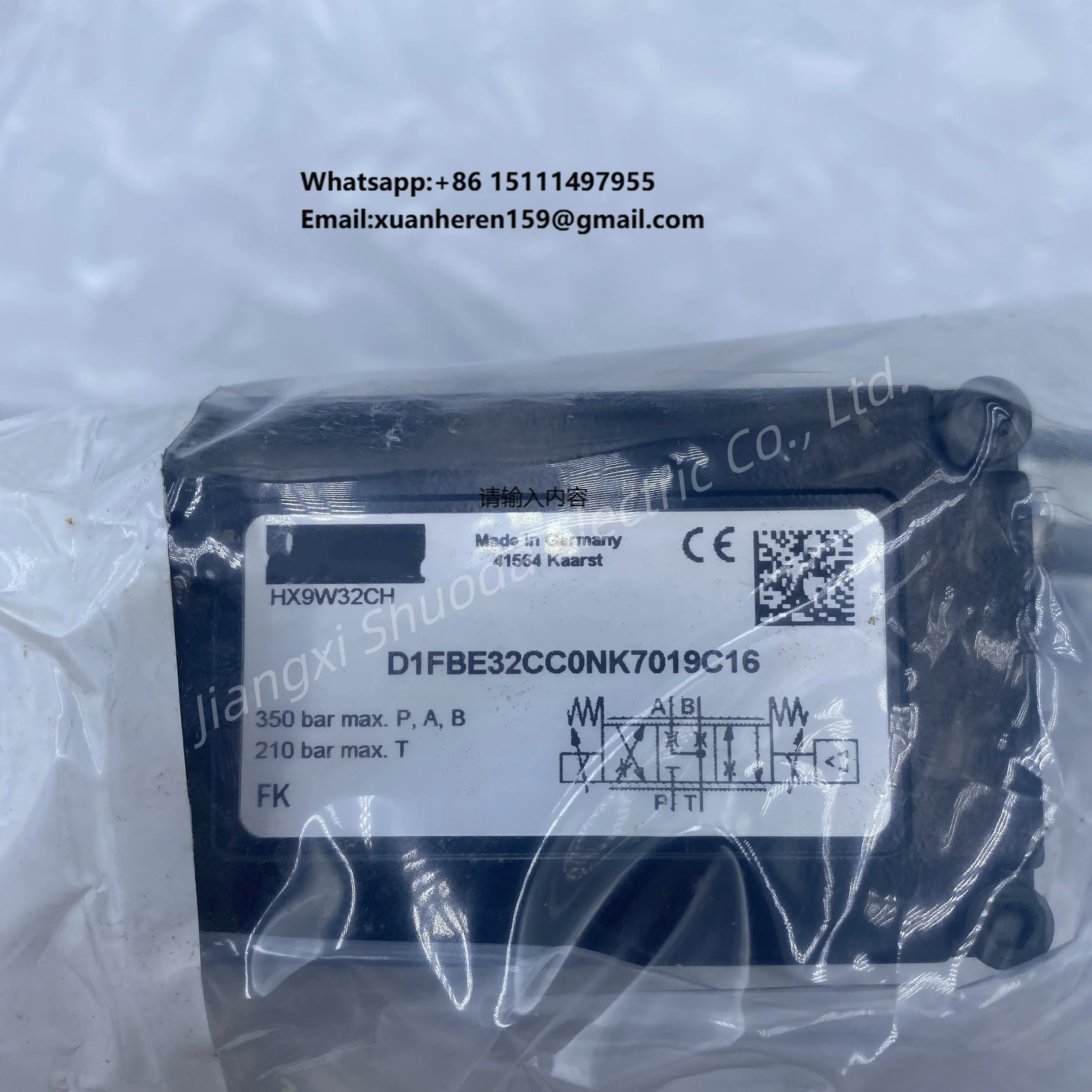 PARKERs D1FBE32CC0NK7019C16 Proportional Directional Control Valve One Year Warranty