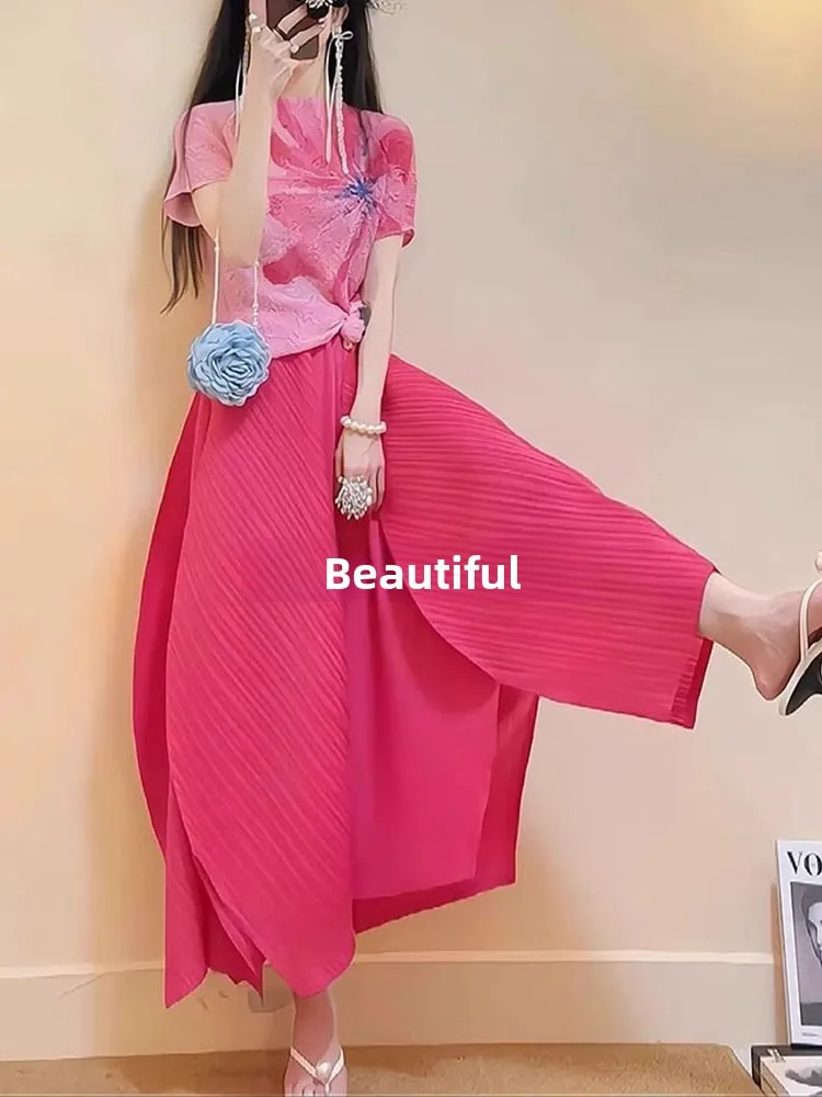 

Летний комплект Three Houses Age Reduction: топ с коротким рукавом и цветочным принтом, плиссированная юбка, женский повседневный свободный костюм