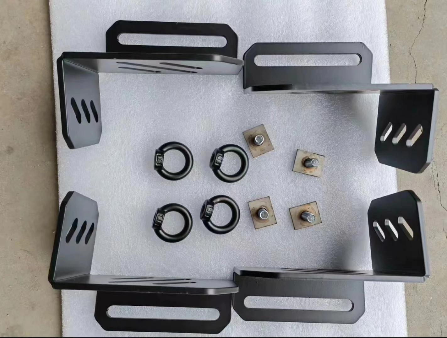 

Roof platform corner bracket square box bracket fixed luggage rack toolbox water tank supply box fixed