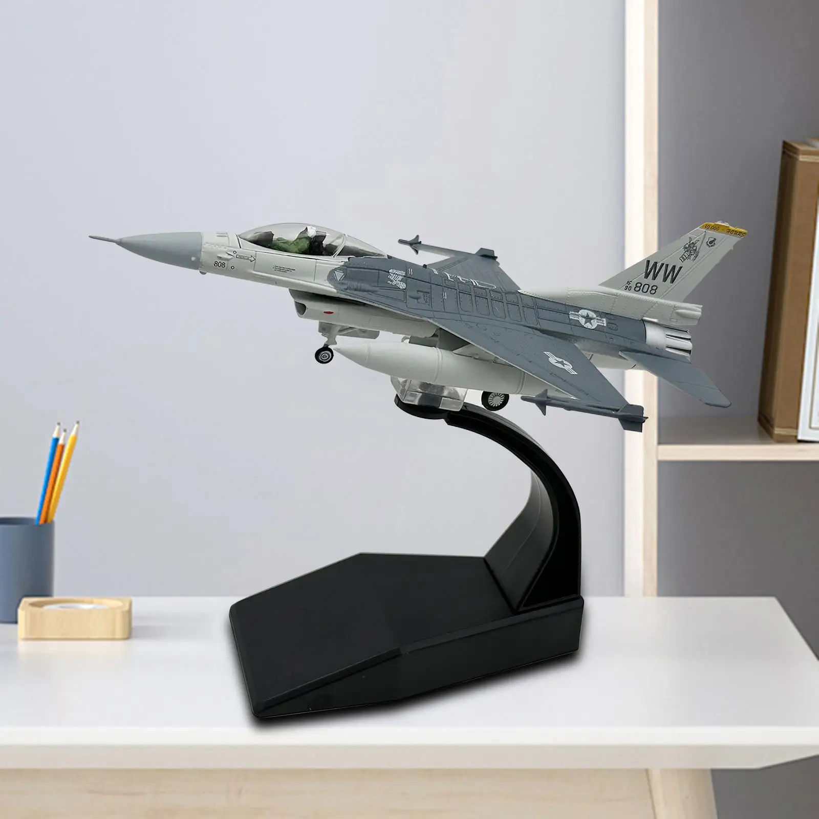 Avion de html F16C Moulé Sous Pression avec Base pour TV, Jouet pour Enfant, 1/100