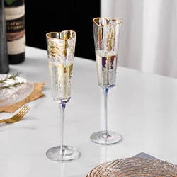 Household Stylish Wine Cups Golden Rimmed Heart Shaped Champagne Flutes Goblet Durable Wine Drinking Glass for Wedding Party