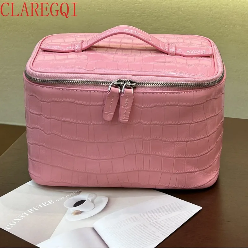 New Top Layer Cowhide Makeup Organizer Bag Fashion Crocodile Pattern Skincare Bag Large Capacity Portable Travel Big Makeup Bag
