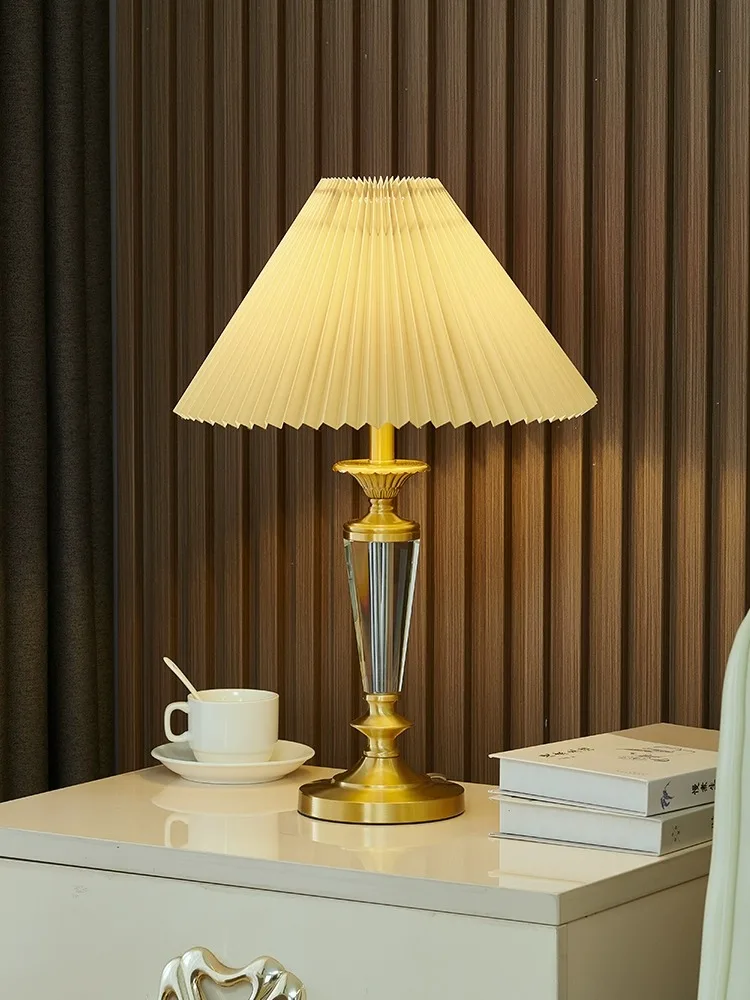 SAROK Luxury Table Lamp Copper Bedside LED Desk Lamp American Retro Pleats Decor for Home Foyer Bed Room Office Hotel Study