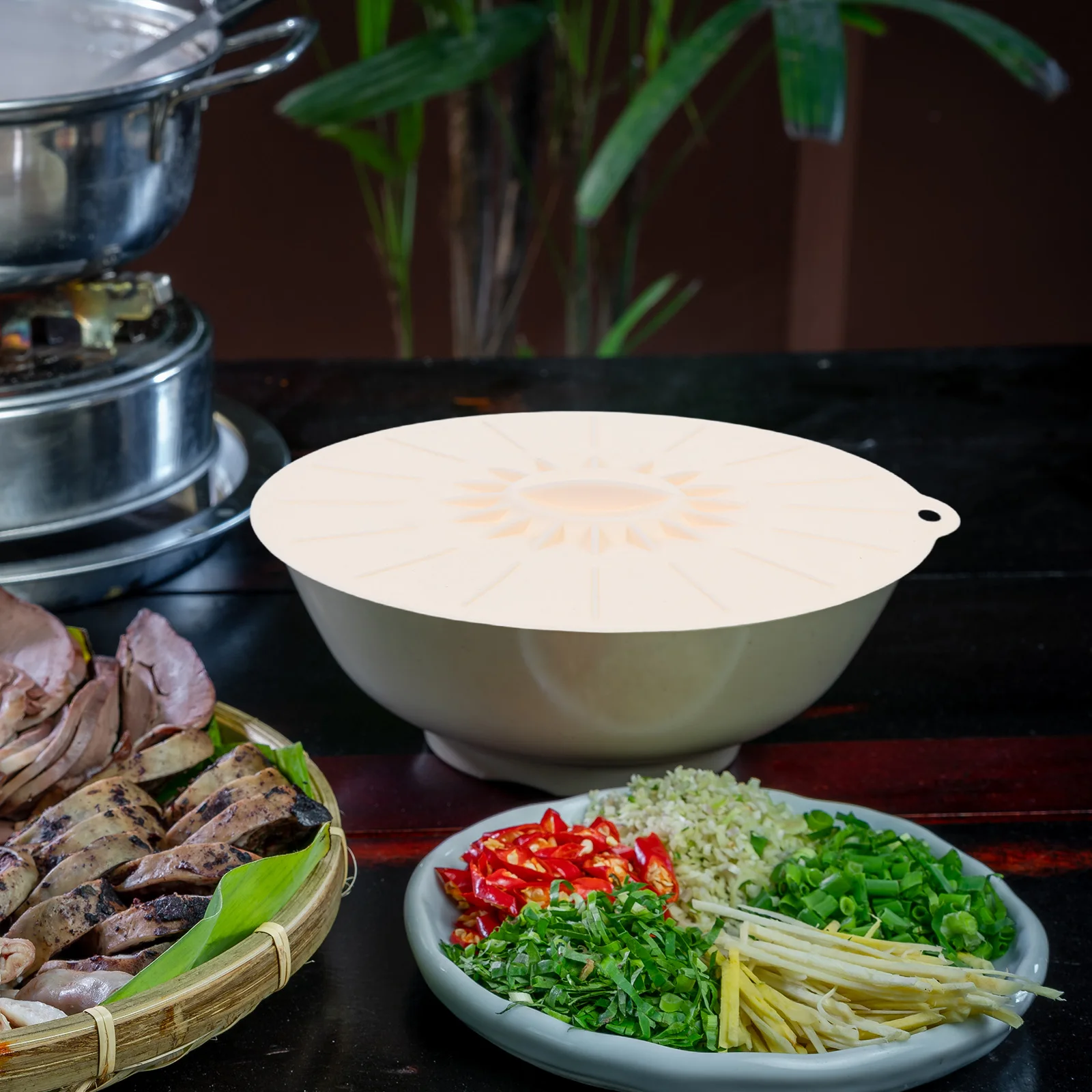 

Silicone Fresh Cover Spill Stopper Lid Beige Universal Lids Cooking Pot Covers Reusable Food Grade Bowl Covers
