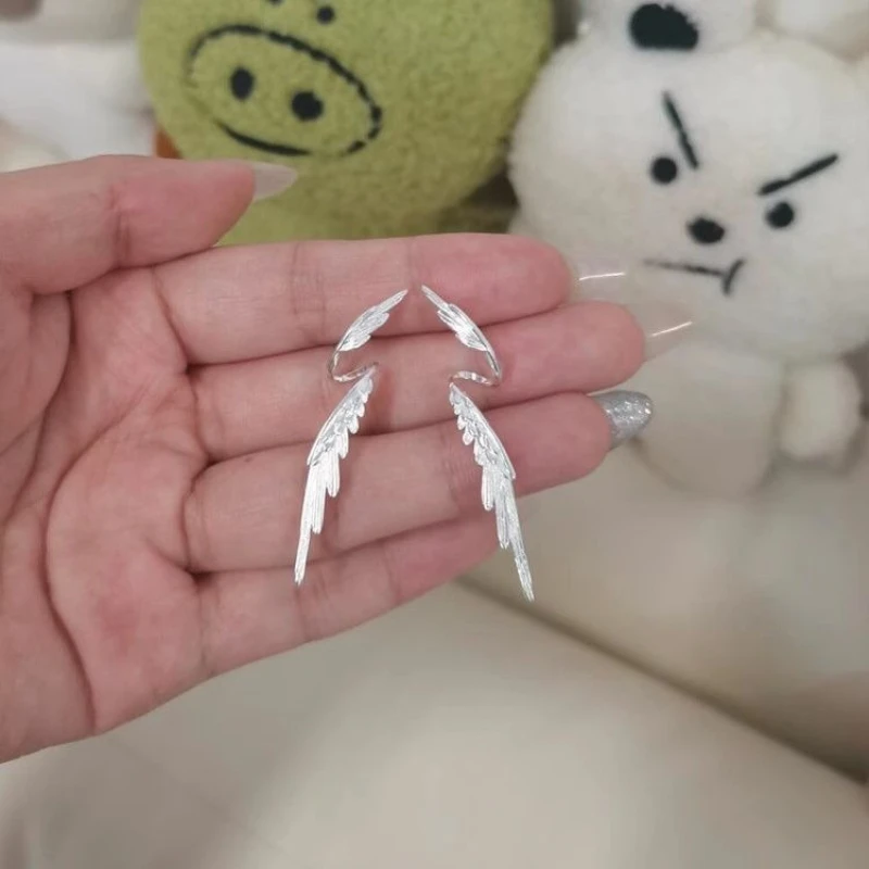 Game Honkai:Star Rail Sunday Cosplay Coser Angel Wings Earrings For Women Feather Dangle Earrings Fashion Ear Party Jewelry Gift