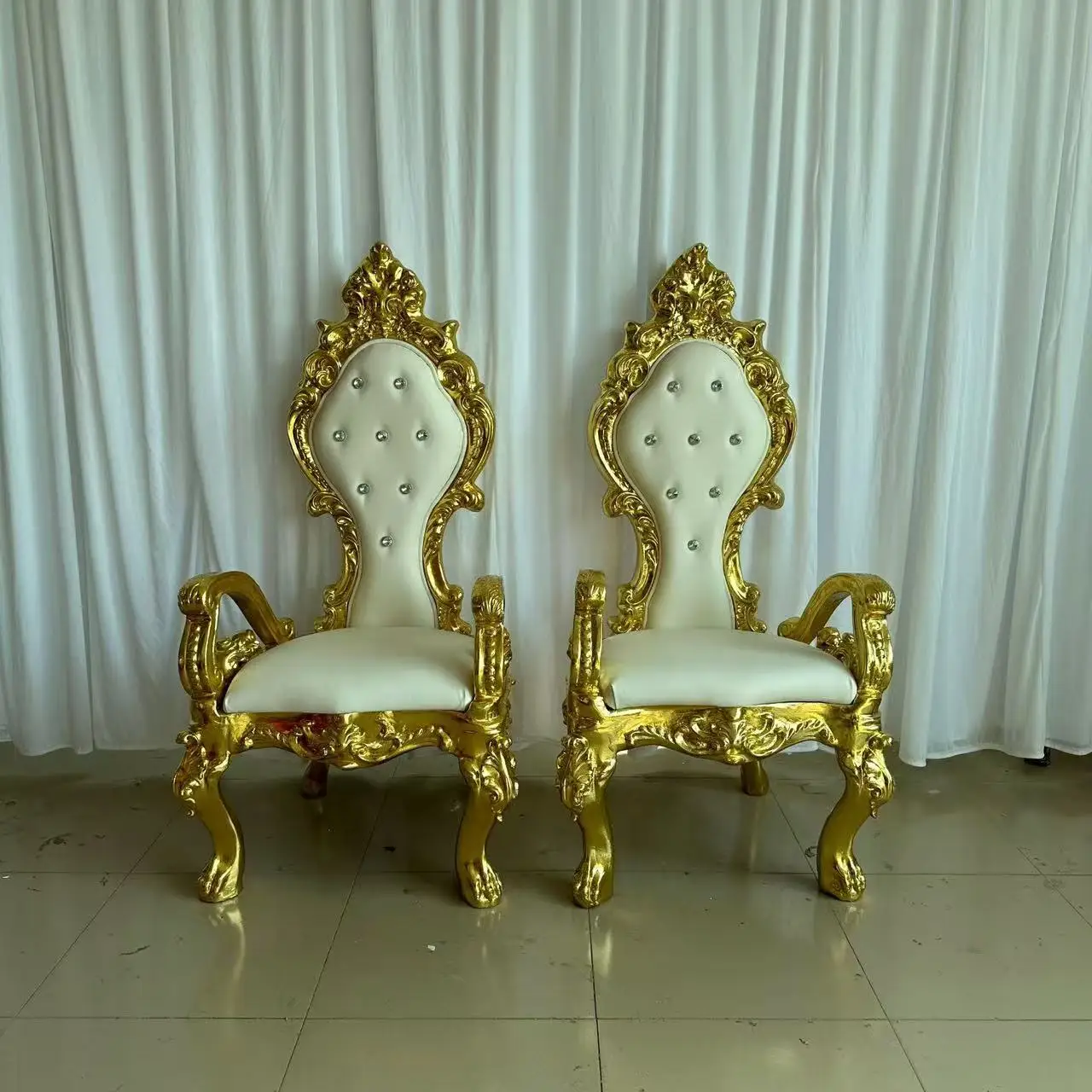 Hot Selling Luxury White Golden Single Sofa High Back Wedding King Classic Banquet Queen Royal Throne Chair