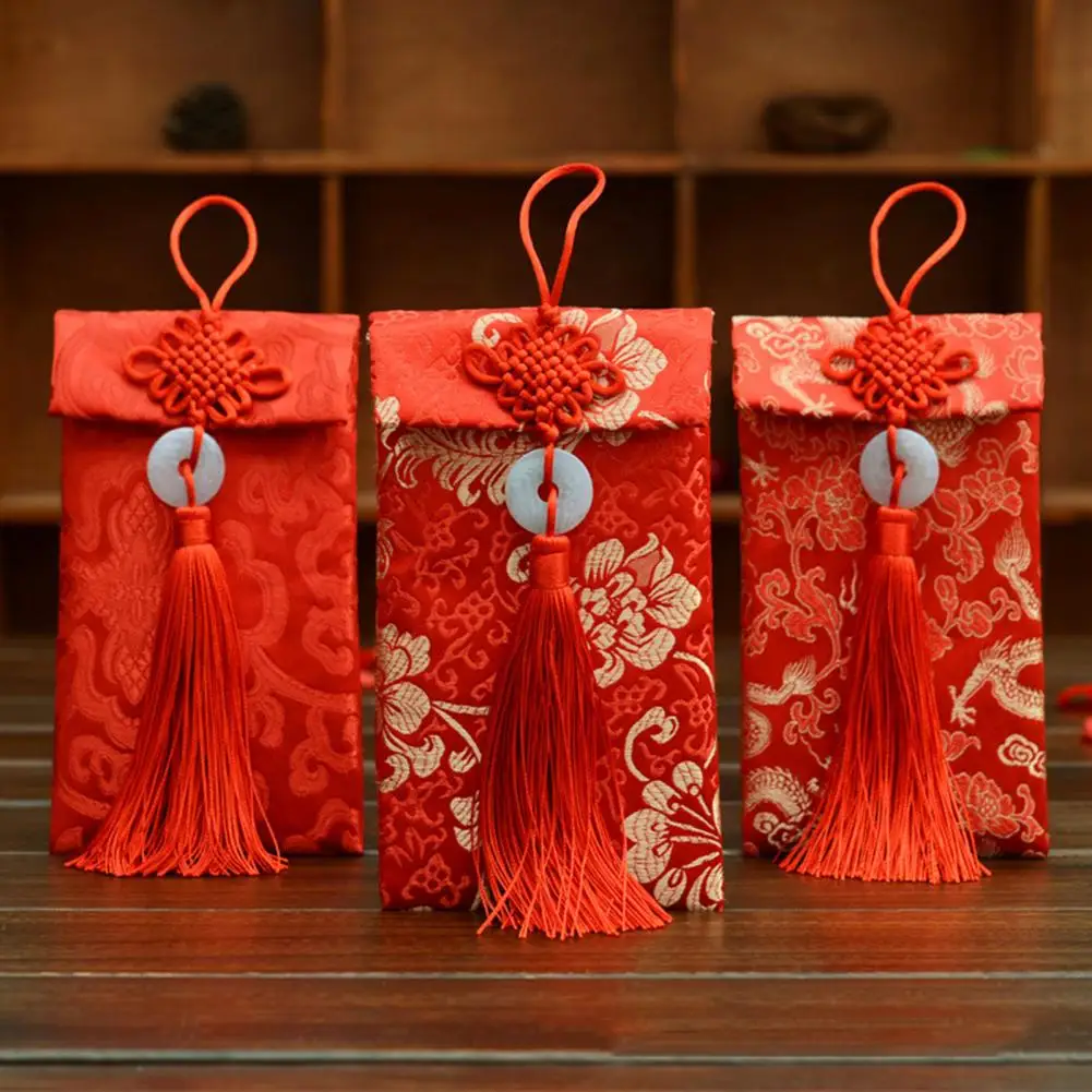 Faux Silk Red Envelope Chinese Wedding Red Pocket Lucky Money Hongbao Spring Festival Cash Envelope with Chinese Knot Buckle